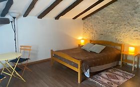 CHEZ SOPHIE -Chambres d’hôtes, Gîte et Gîte équestre
